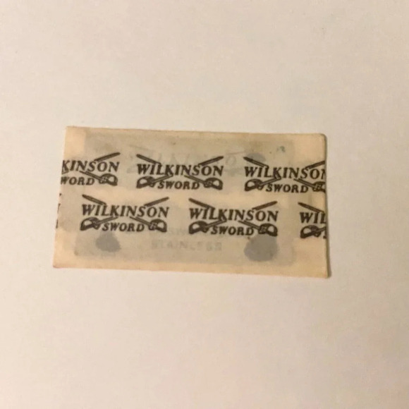 Vintage Wilkinson Sword Safety Razor Blades Lot of 2 Made in England - Picture 4 of 6